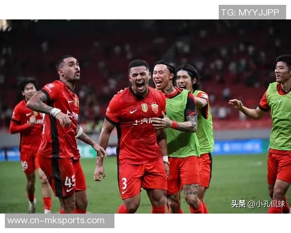 半场战报上海海港与首尔FC互交白卷蒯纪闻助攻失良机吕文君领黄牌