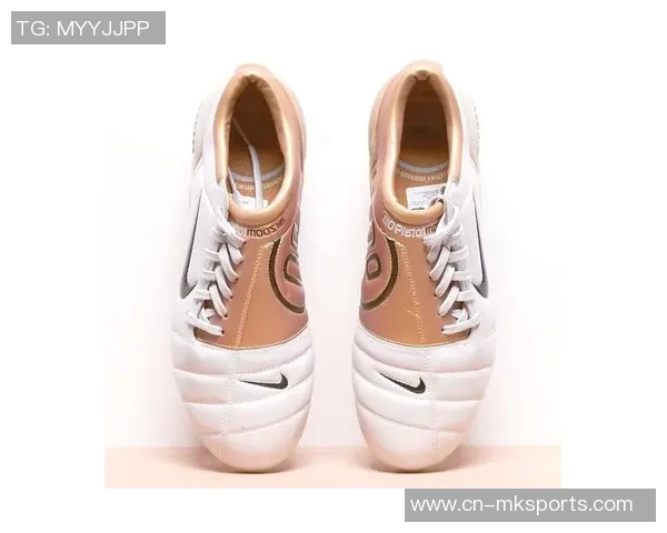 耐克科比联名球鞋重磅回归融入足球鞋设计灵感引发期待