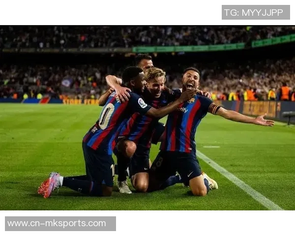 拉什福德在巴萨训练前意外离开甘伯体育城引发关注 拉什福德在巴萨训练前意外离开甘伯体育城引发关注