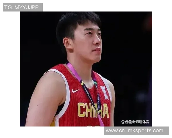 王俊杰在旧金山大学队内战术地位提升自主攻击力显著增强 王俊杰在旧金山大学队内战术地位提升自主攻击力显著增强