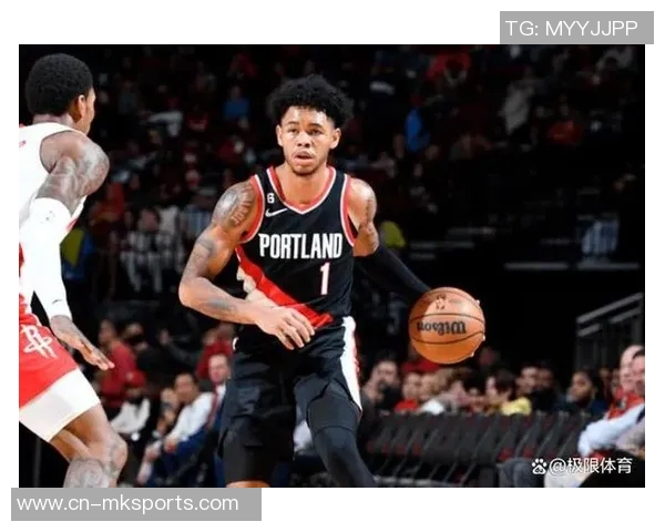 史蒂文斯盛赞安芬尼西蒙斯防守提升未来发展值得期待