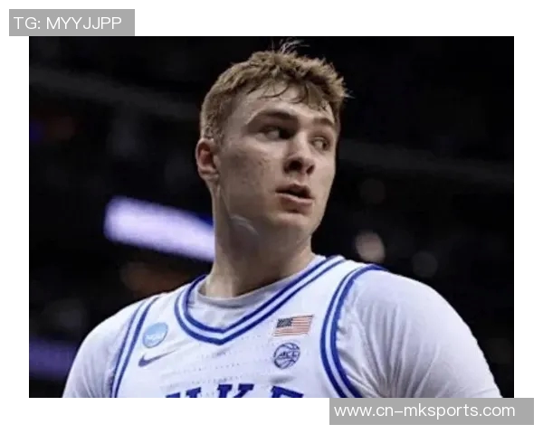 弗拉格谈成就与胜利：专注于球队表现而非个人荣誉