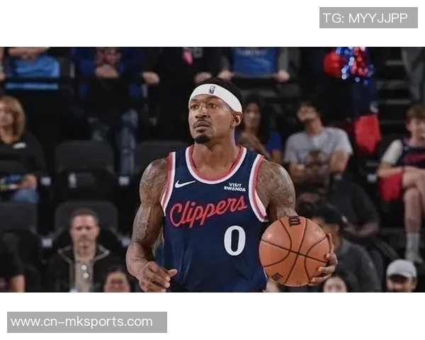 快船迎来赛季首个三连胜登卡单打与射手群默契配合助力球队表现提升